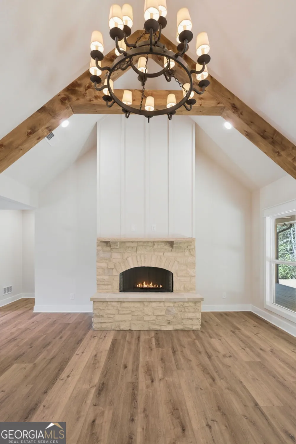 300 Rainmore DR Dahlonega, GA 30533