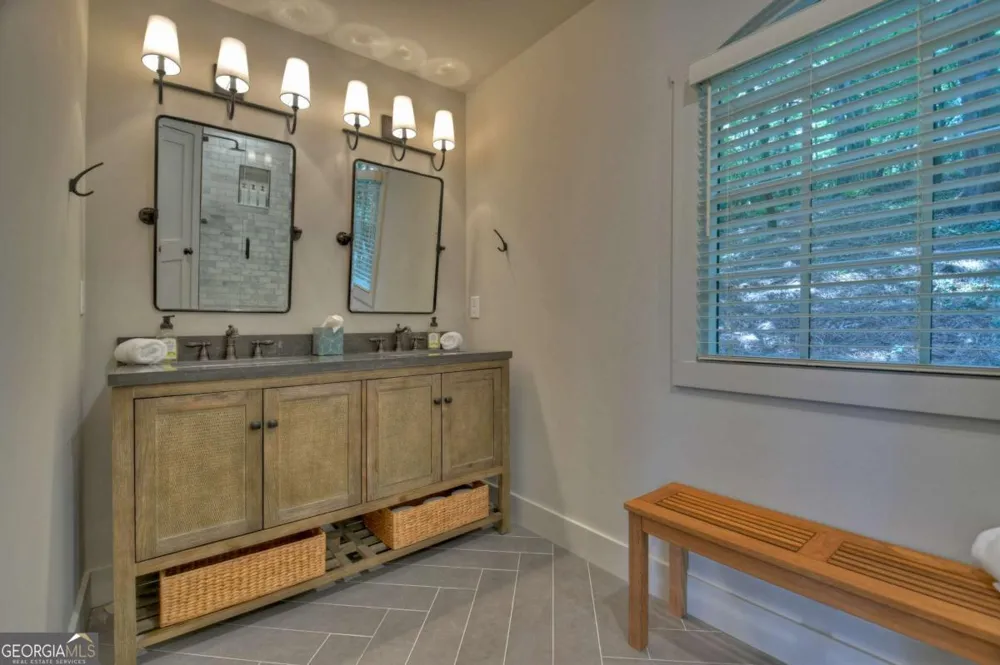 143 Heritage PT Morganton, GA 30560