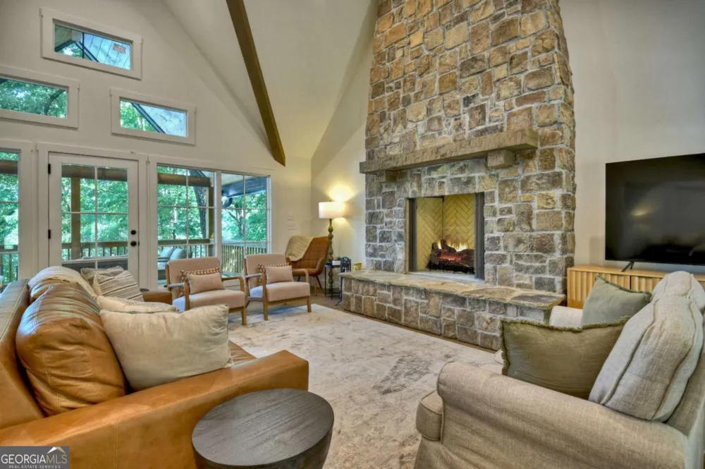 143 Heritage PT Morganton, GA 30560