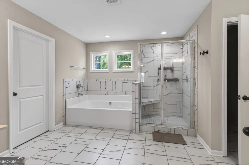 4343 Cornwall DR Forsyth, GA 31029