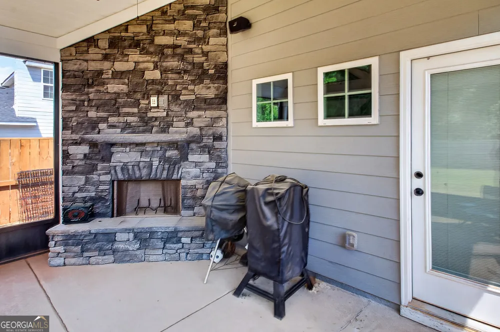 4343 Cornwall DR Forsyth, GA 31029