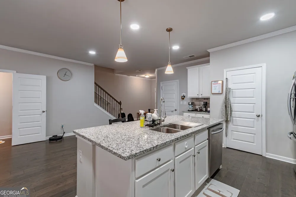2463 Shetley Creek DR Norcross, GA 30071