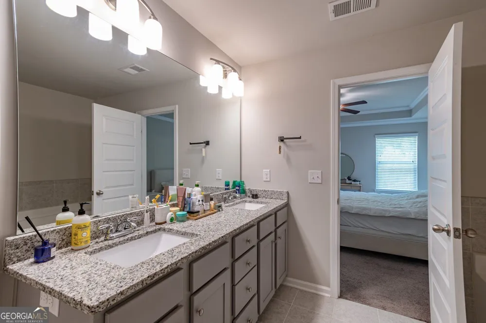 2463 Shetley Creek DR Norcross, GA 30071