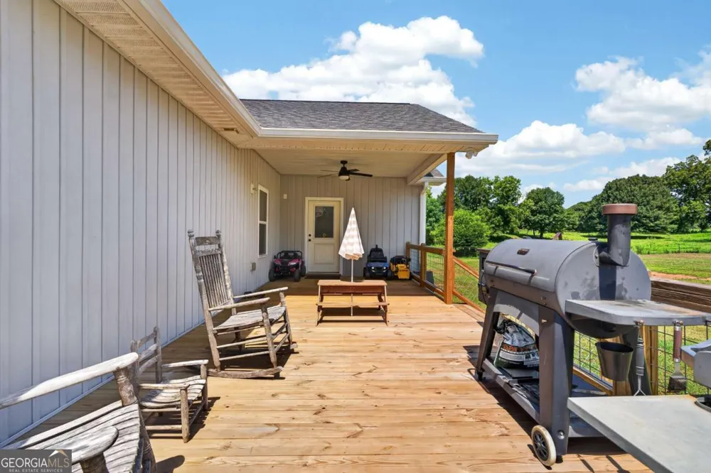 14155 HWY 106 Carnesville, GA 30521