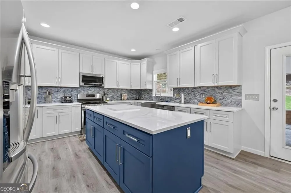787 King Sword CT SE Mableton, GA 30126