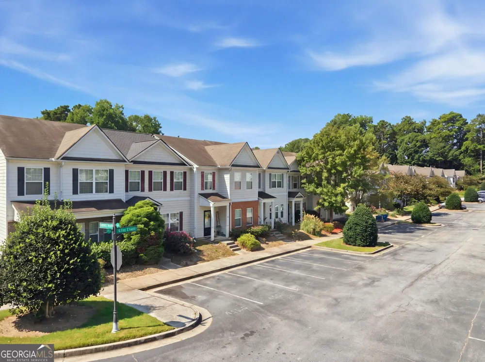 4116 Flat TRL Union City, GA 30291
