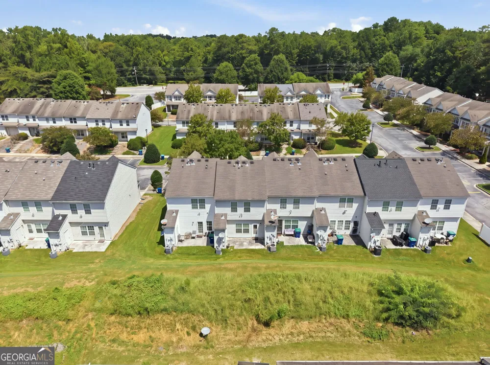 4116 Flat TRL Union City, GA 30291