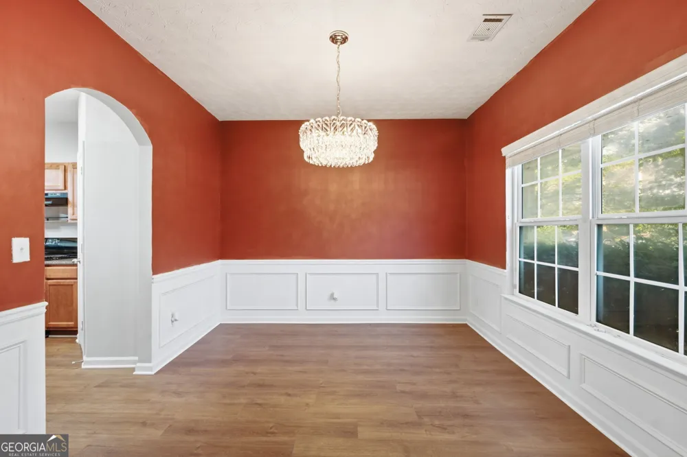 4116 Flat TRL Union City, GA 30291