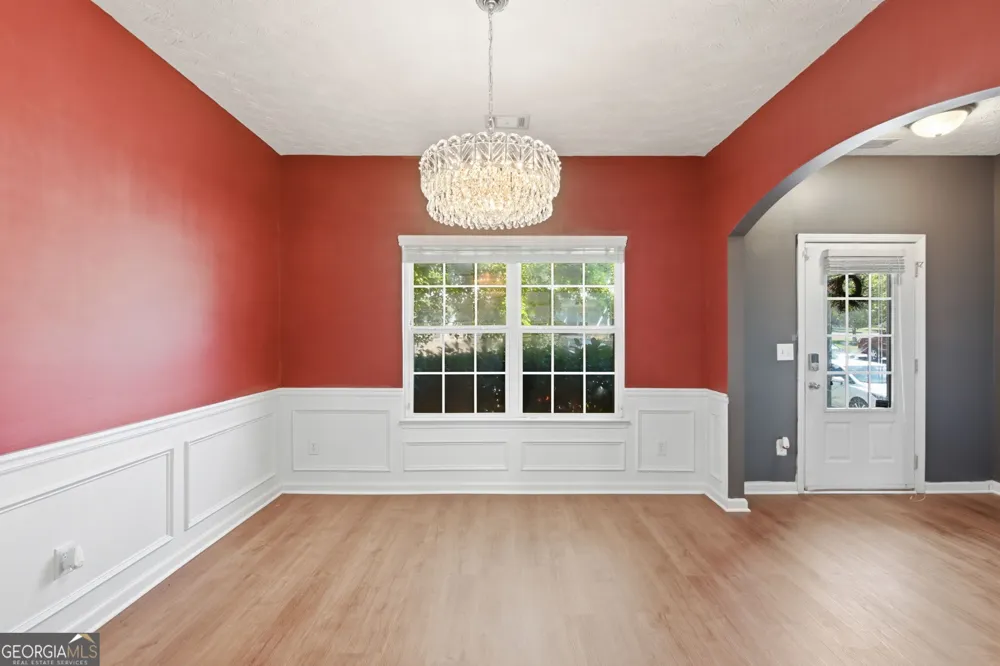 4116 Flat TRL Union City, GA 30291