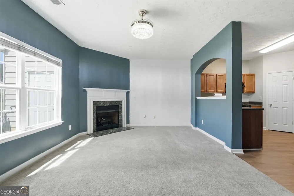 4116 Flat TRL Union City, GA 30291