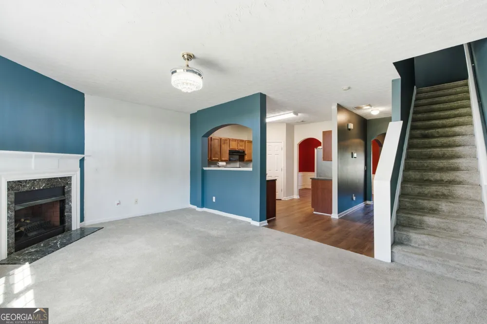 4116 Flat TRL Union City, GA 30291