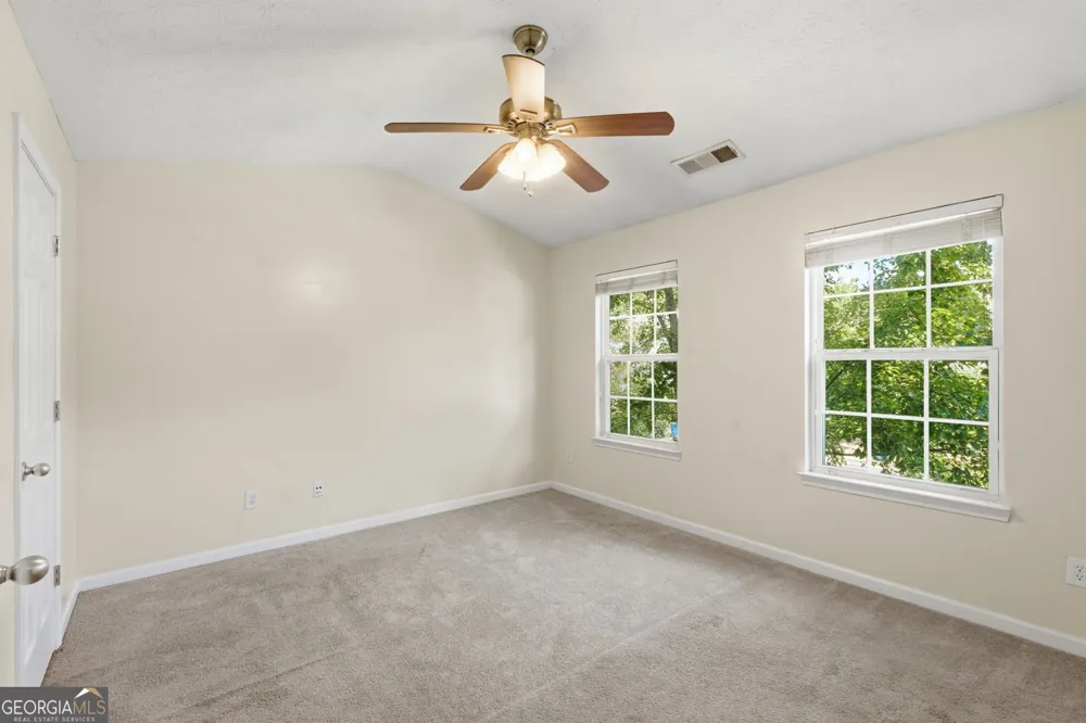 4116 Flat TRL Union City, GA 30291