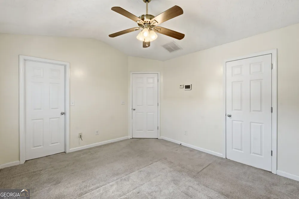 4116 Flat TRL Union City, GA 30291