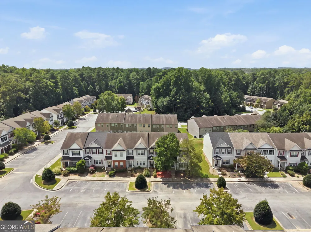 4116 Flat TRL Union City, GA 30291