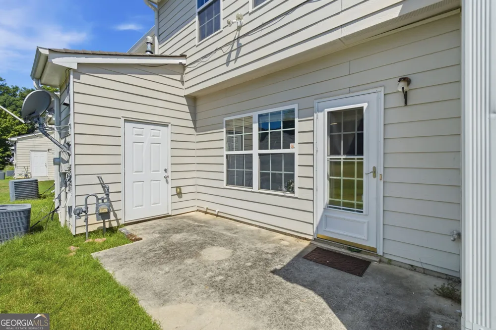 4116 Flat TRL Union City, GA 30291