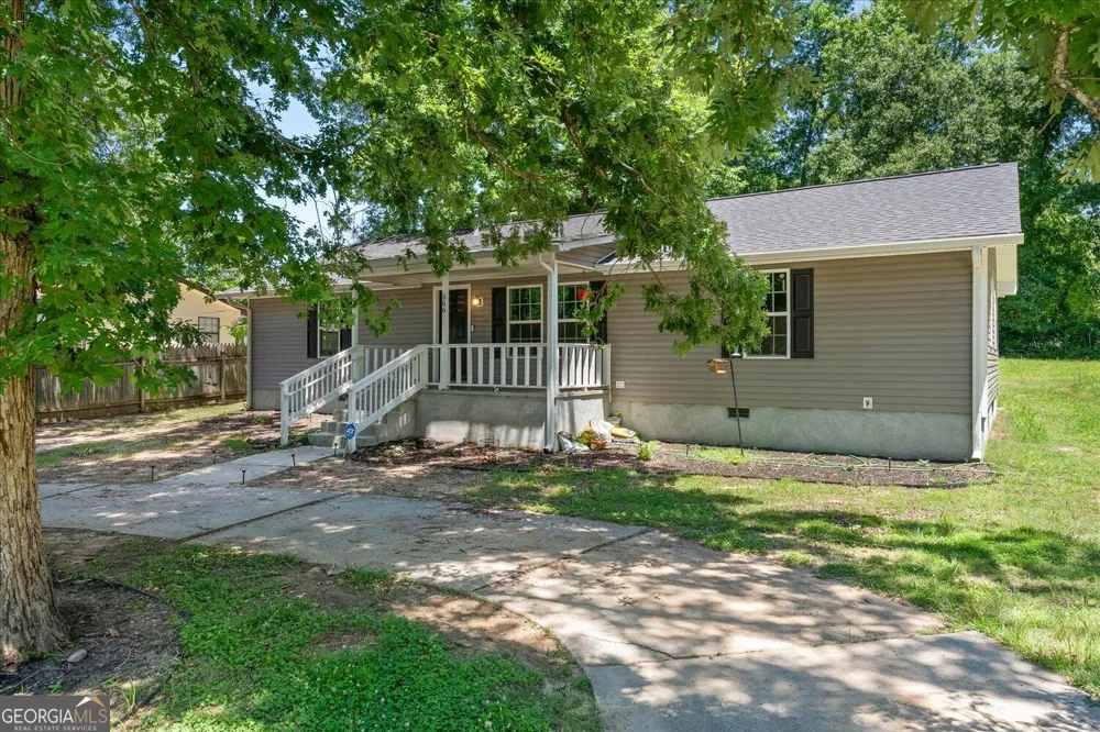 566 Shadowmoor CIR Thomson, GA 30824