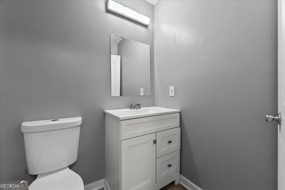 566 Shadowmoor CIR Thomson, GA 30824