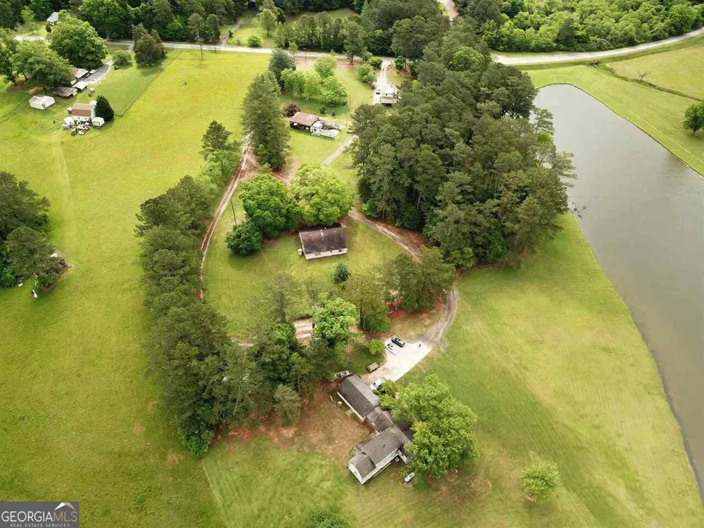 7275 Bishop RD Fairburn, GA 30213