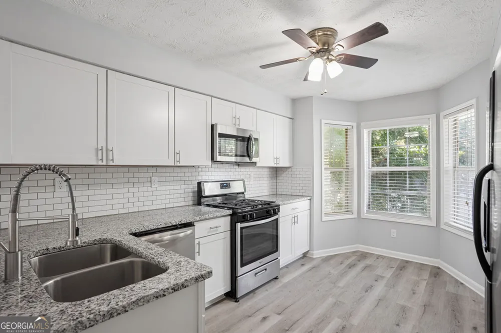 6430 Oakleaf WAY Morrow, GA 30260