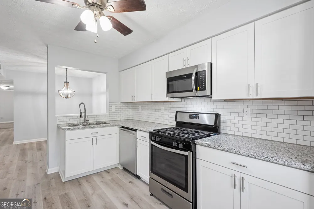 6430 Oakleaf WAY Morrow, GA 30260