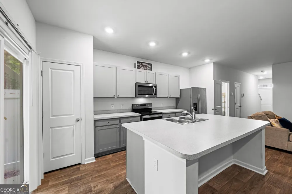 27 Villas Of Garrard DR Savannah, GA 31405