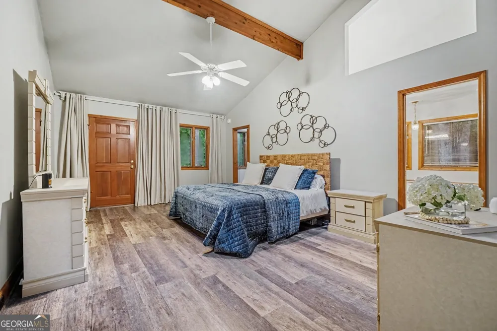 365 Crosstree LN Sandy Springs, GA 30328