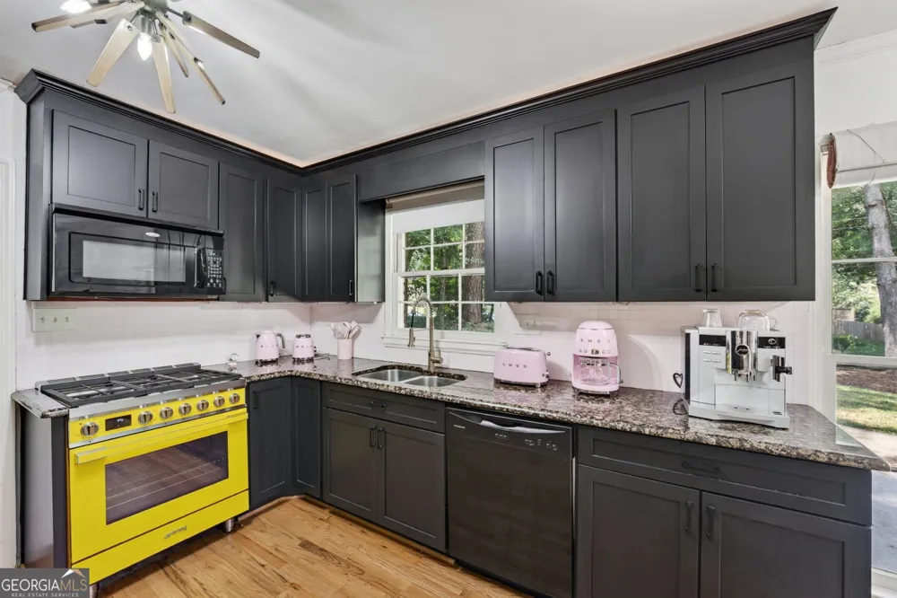 6485 Wright RD Sandy Springs, GA 30328