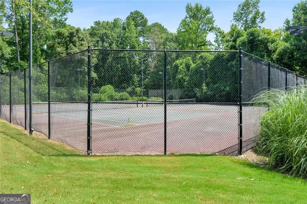 203 Oak Grove LN Acworth, GA 30102