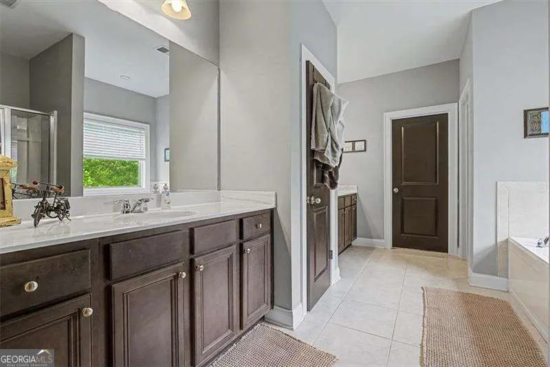 14 Creekview DR SE Cartersville, GA 30120