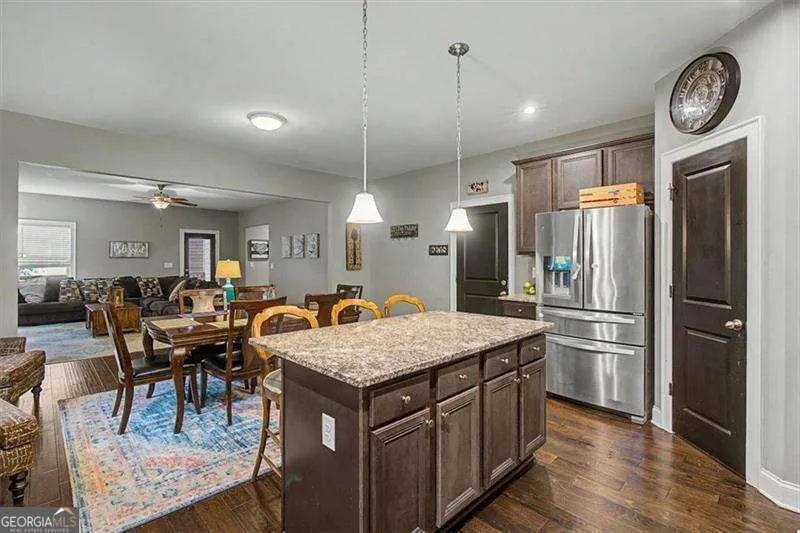 14 Creekview DR SE Cartersville, GA 30120