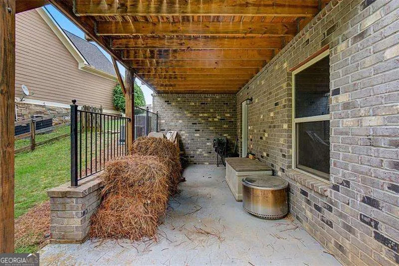 14 Creekview DR SE Cartersville, GA 30120