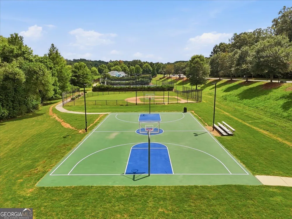 638 Valdosta DR Canton, GA 30114