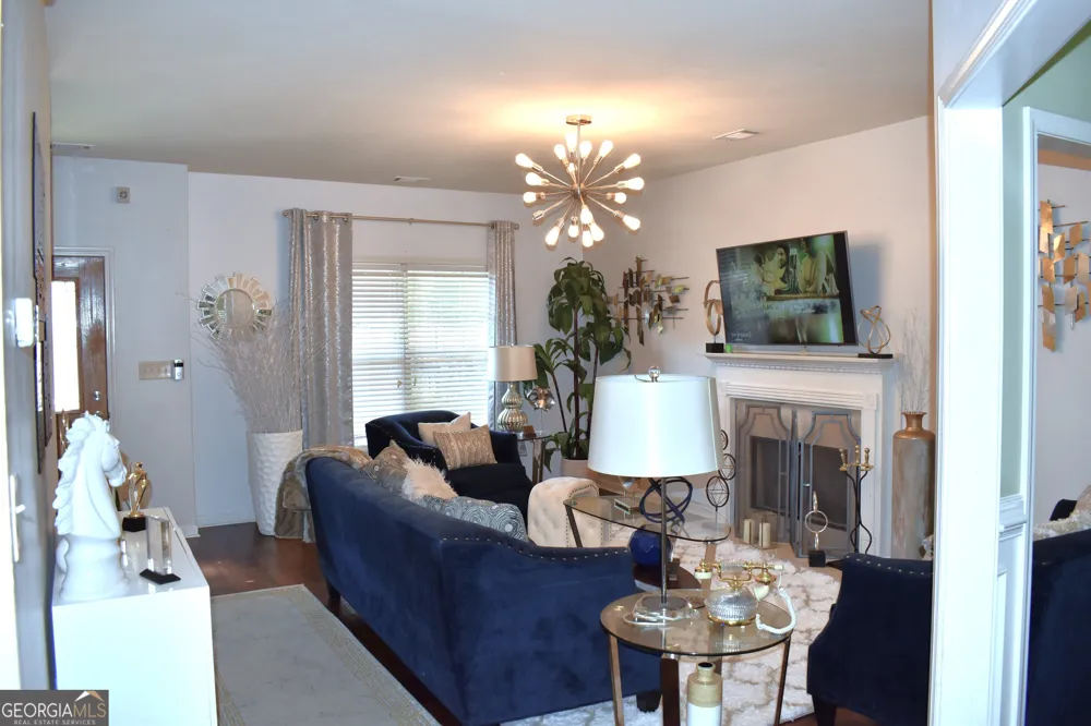 1226 Castleberry DR Buford, GA 30518