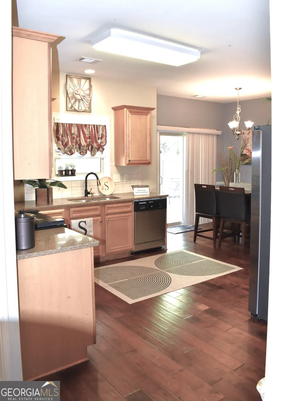 1226 Castleberry DR Buford, GA 30518