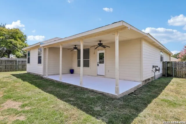 2804 DON HILL LN Taylor, TX 76574