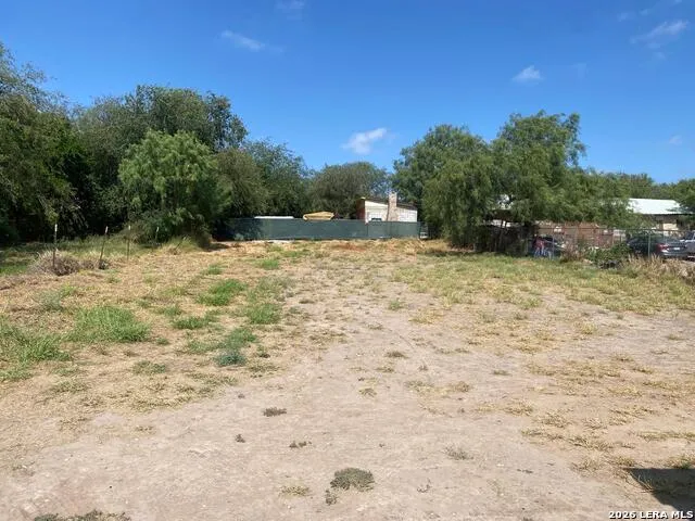 1717 Calle Ginebra Eagle Pass, TX 78852