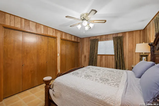 200 OAK VALLEY DR Wimberley, TX 78676