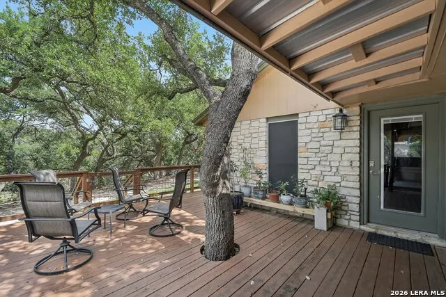 200 OAK VALLEY DR Wimberley, TX 78676