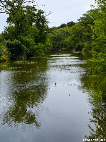 200 OAK VALLEY DR Wimberley, TX 78676
