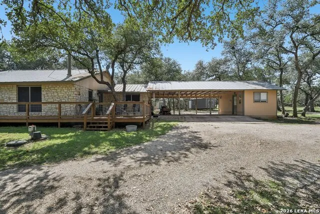 200 OAK VALLEY DR Wimberley, TX 78676