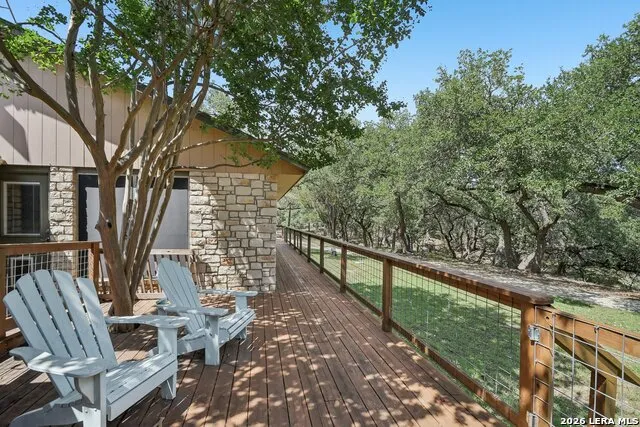200 OAK VALLEY DR Wimberley, TX 78676
