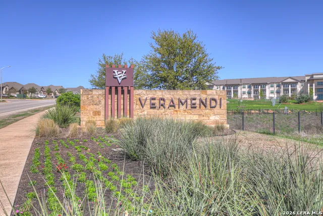 2184 ZACHRY DR New Braunfels, TX 78132