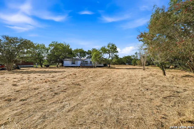 7411 NORRIS WEST DR Elmendorf, TX 78112