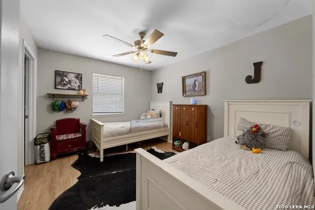 217 CORONADO CIR Kerrville, TX 78028