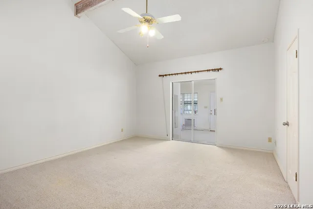 103 Crockett Dr Kerrville, TX 78028