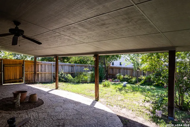 103 Crockett Dr Kerrville, TX 78028