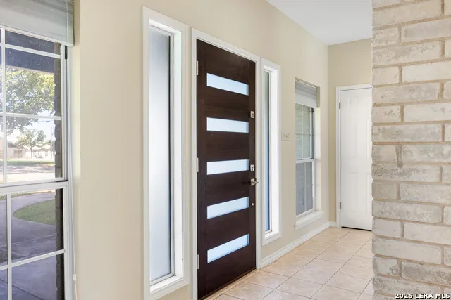 103 Crockett Dr Kerrville, TX 78028