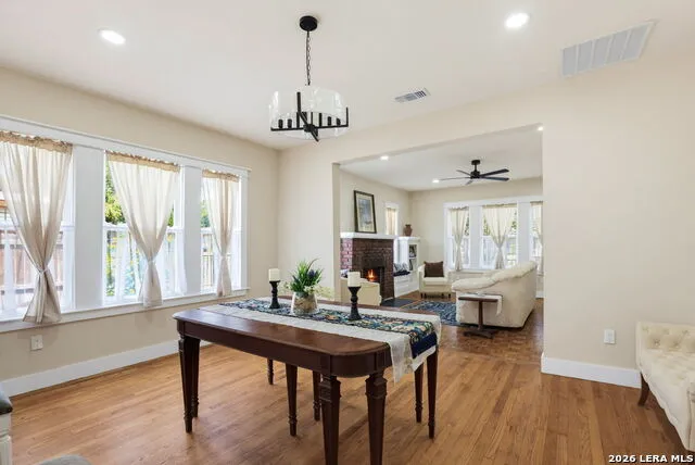 1036 W RUSSELL PL San Antonio, TX 78212