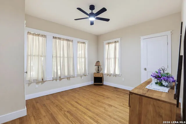 1036 W RUSSELL PL San Antonio, TX 78212