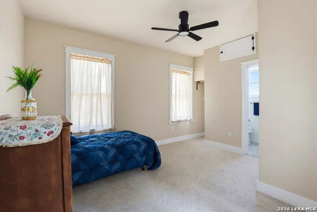 1036 W RUSSELL PL San Antonio, TX 78212